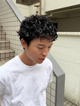 エイゾー(EIZO) 色気を引き出す【ショートパーマ】