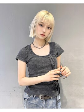 レイヤーボブ/レイヤーカット/ウルフカット/ブロンド/横浜