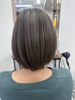 ノイ(Noy)&nbsp;グレージュ×大人ボブ