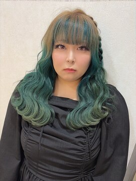 ジーナ  札幌大通(Zina) 美髪＊アンブレラカラー＊エメラルドグリーン＊Zina札幌大通