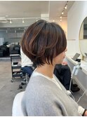 大人可愛い40代50代60代くびれショートボブ白髪ぼかし大鷲