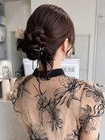 ログ(log)&nbsp;ニュアンスパーマ　髪質改善カラー　顔まわり　レイヤー　艶髪