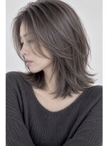 オンスター(ONSTAR) 30代40代必見ハッシュカット×グレージュ×髪質改善カラー