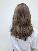 【担当坪井】ケアブリーチ ベージュ　ミディ