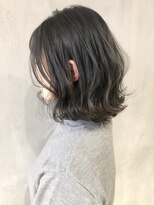 アルバム 新宿(ALBUM SHINJUKU)&nbsp;カーキブルージュボブ_オリーブカラーハイライトカラー_ba269633