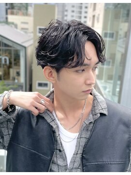 デュー 栄(DEW) 【DEW】フェザーパーマ/カルマパーマ/センターパート