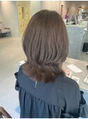 くびれレイヤーボブ×ベージュカラー