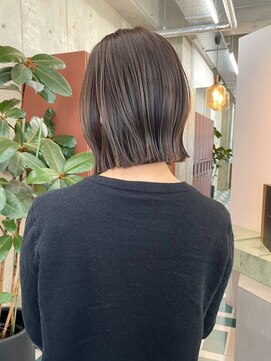 ノエ(noe) 切りっぱなし/ボブ/レイヤーカット/ダブルカラー/ブリーチ/栄r92