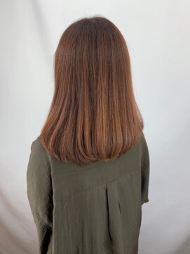 アトリア 横浜(Atria) 艶髪ナチュラルミディアム