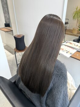キニ(KINI)の写真/【透け感のある柔らかベージュカラー】