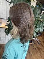 ロイズ ヘアデザイン アンド スパ(LOES)&nbsp;デザインブリーチ×ホワイトベージュ×ミルクティーグレージュ
