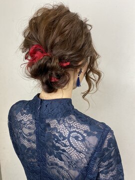 シャングリラ(shangri-la) リボン*シニヨン*アレンジ