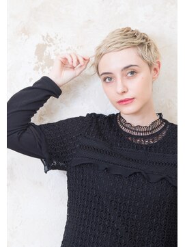 美容室ステラ　坂戸駅前店 カラー/白髪染め/白髪ぼかし/髪質改善/ハイライト［坂戸駅］