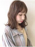 大人かわいいシアーベージュ