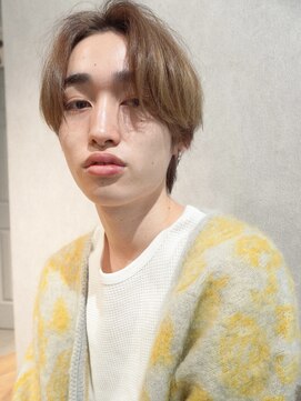 ディッセンバー 神宮前(December) 【laundry】ハイトーンベージュ/センターパート