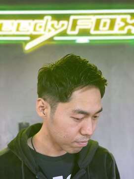 グリーディーフォックス 代々木(Greedy FOX) かき上げヘア/サイドパート/韓国マッシュ/フェードカット/代々木