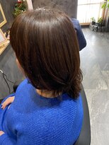 ヨシノ(YOSHINO)&nbsp;ベージュパーマスタイル