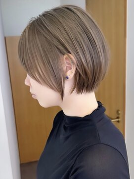 ウル 名古屋栄(ulu) 大人可愛いショートヘア