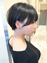 30代40代50代耳かけショート前髪なしハンサムショートカット