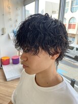 カナエ(CaNaE)&nbsp;刈り上げない波巻きパーマ