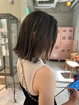 ナージー(NAJEY)の写真/なりたいイメージを丁寧にカウンセリングをし髪質・肌・瞳の色・普段の恰好にも合わせやすいカラーをご提案