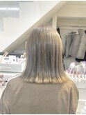 ミルキーグレージュ ダブルカラー ハイトーン
