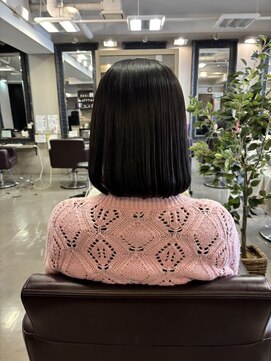 リファイン 羽村店 ボブ／大人可愛い／縮毛矯正/大人可愛い／小顔/トリートメント