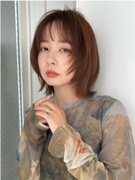 ニューヨークニューヨークマザーズ(NYNY Mothers) ウルフボブ/レイヤーカット/切りっぱなしボブ/暖色カラー透明感