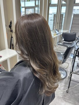 ミリ 奈良店(mm) ベージュ/透明感カラー/韓国/髪質改善/奈良駅/奈良/学生/