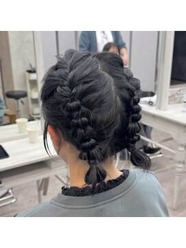 リミットバイアフィナー 大宮店(limit by Afinar) 編み込みツイン