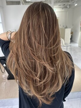 ヘアーサロングランデ(HAIR SALON GRANDE) ハイライトカラーミルクティーベージュレイヤーカット