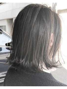 ヘアーアンドアトリエ マール(Hair&Atelier Marl) 【Marlイルミナカラー】切りっぱなしボブのグレージュカラー♪