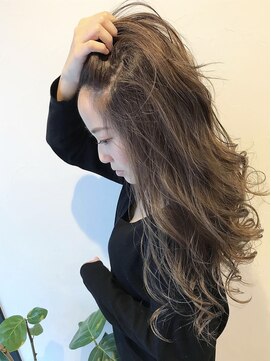 ナナバイロッカ(nana by rocca) デザインカラーでベージュカラー/暖色系カラー