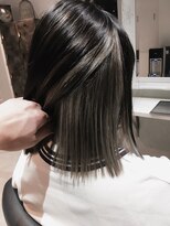 アディクト 綾瀬(ADDICT)&nbsp;【ADDICT_YuuYa】ハイインナーカラー_ホワイトプラチナ_ネイビー