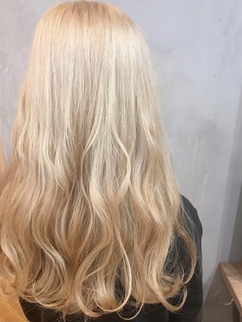セシルヘアー 京都駅前4号店(Cecil hair) ブロンドベージュ