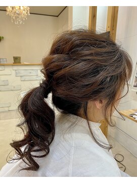 ヘアーリゼル(Hair Rizel) アレンジポニーテール