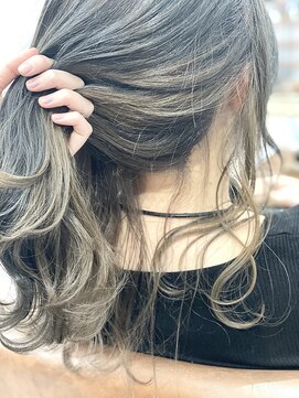 ヘアールームキュー(HAIR ROOM quu+) インナーカラーでこなれ感☆