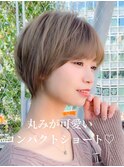 韓国ヘアー　顔まわりレイヤー　横顔美人　大場猛