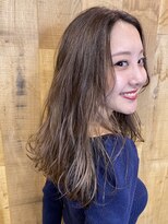 ベア(Bea) 透明感スタイル