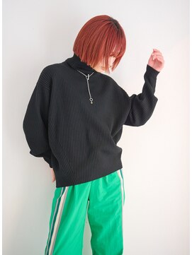 リトル ポルト 三宮(little×PORTO) ぱつっとラインがクールなスクエアボブ