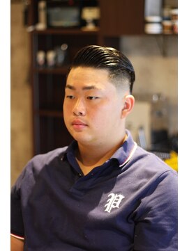 キングスマン トーキョー 国分寺(KINGSMAN TOKYO) アップバング/ツーブロック/スキンフェード[国分寺/国分寺駅]