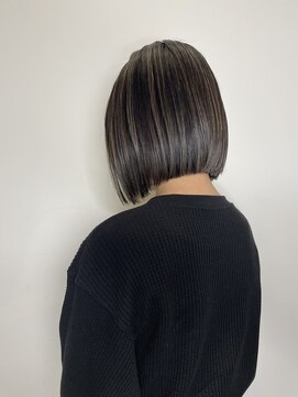 ゼンドットカラスマ(Zen.karasuma) ハイライトボブ＊