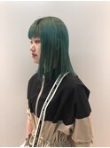 お洒落グリーン、派手髪