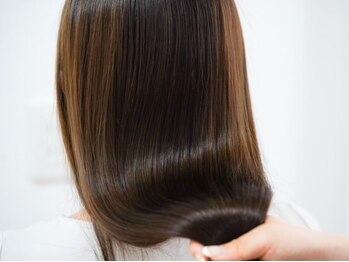 ジャンジー(Janji)の写真/高濃度水素でダメージレスな艶カラー。髪のダメージを補修し、ツヤ感溢れる美髪へ導く☆