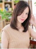 センターパート小顔ラベージュ流れるレイヤーc5浦和20代30代40代