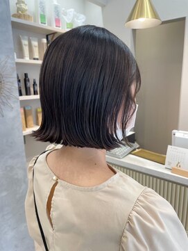 ポジ(poji) 外はねボブ　きりっぱなし　韓国風　髪質改善トリートメント