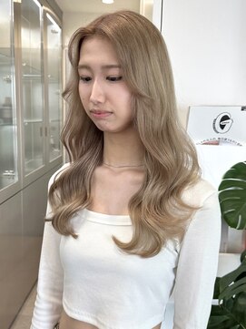 サンクプロジェクト(cinq PROJECT) 韓国風顔周りレイヤーカットミルクティーベージュブラウンカラー