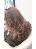 セミロングレイヤースタイル