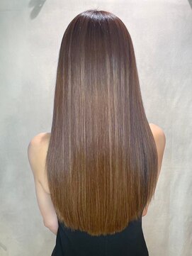 リコラックスビー(LICO LUXBE) 艶々ロングヘア