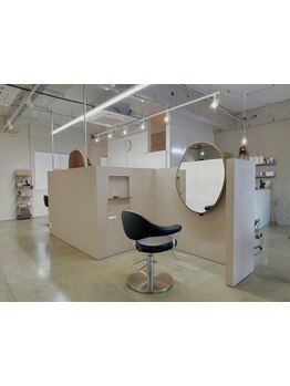 お客様としっかり向き合いあなたのなりたいを叶えます！全席半個室でリラックスしながら美髪を手に入れる♪